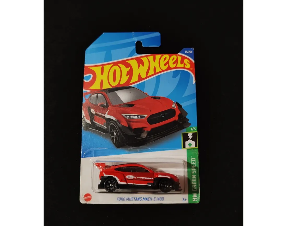 Ford Mustang Mach-E 1400