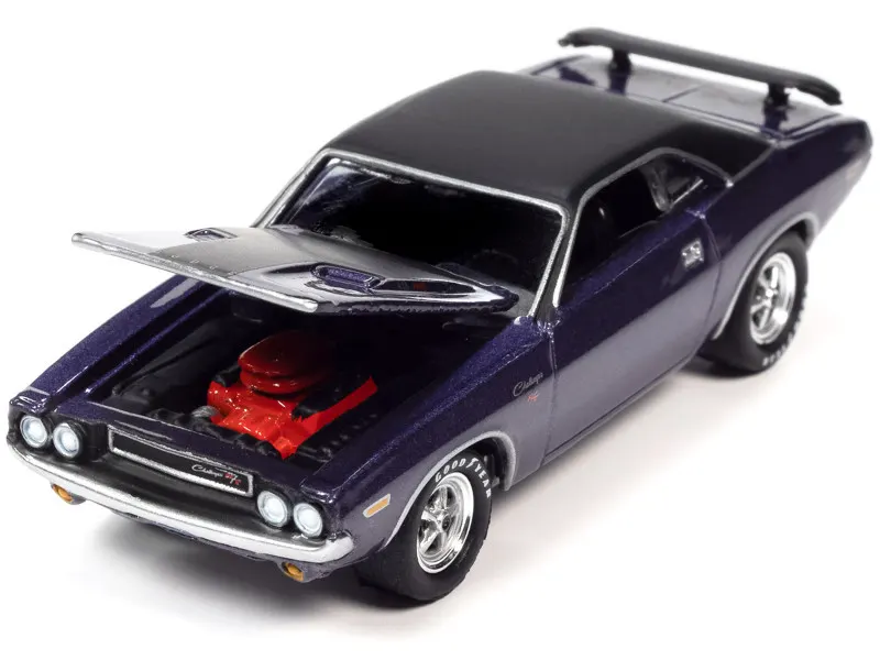 Johnny Lightning 1970 Dodge Challenger R/T